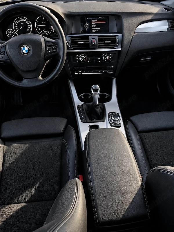 BMW  2011 — imagine 8