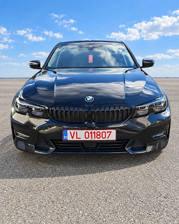 BMW Seria 3 2021 — imagine 4