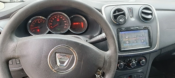 DACIA Logan 2014 — imagine 4