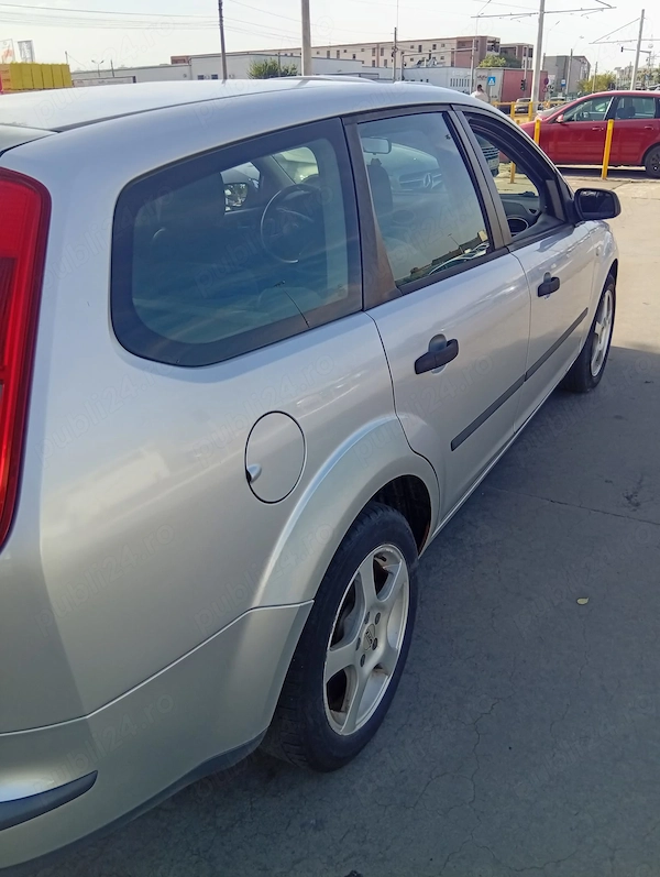 FORD Focus 2005 — imagine 4