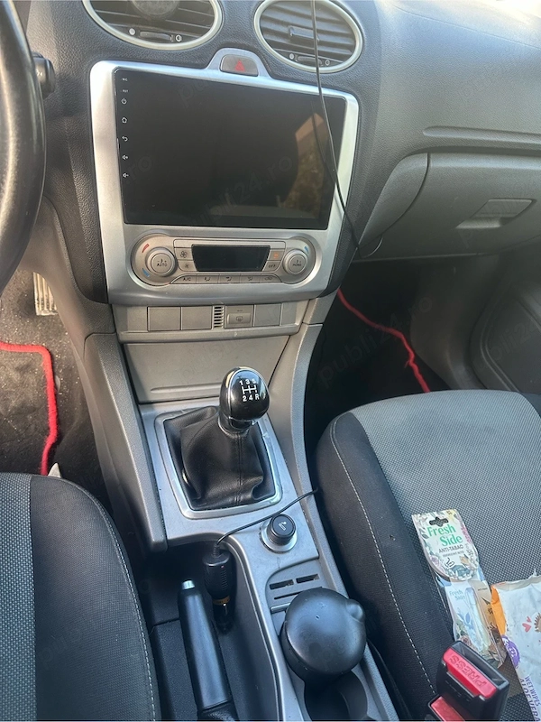 FORD Focus 2010 — imagine 7