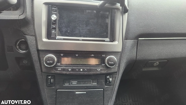 TOYOTA Avensis 2009 — imagine 6