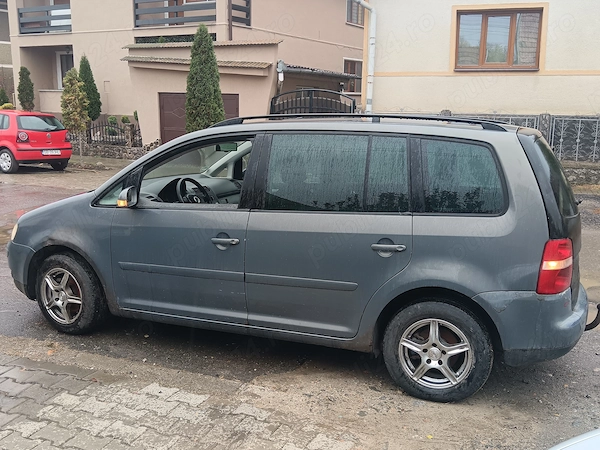 VOLKSWAGEN Touran 2004 — imagine 4