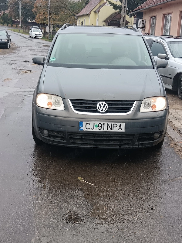 VOLKSWAGEN Touran 2004 — imagine 3