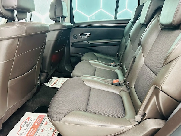 RENAULT Espace 2017 — imagine 11