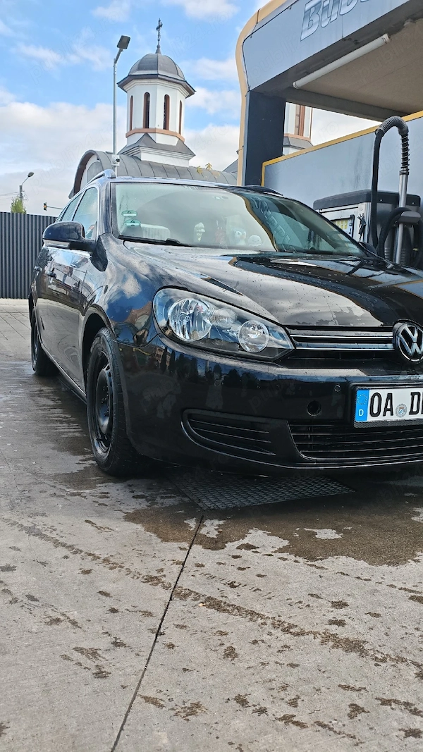 VOLKSWAGEN Golf 2010 — imagine 2