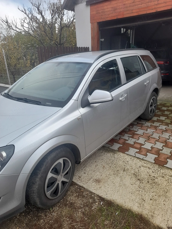 OPEL Astra 2013 — imagine 3