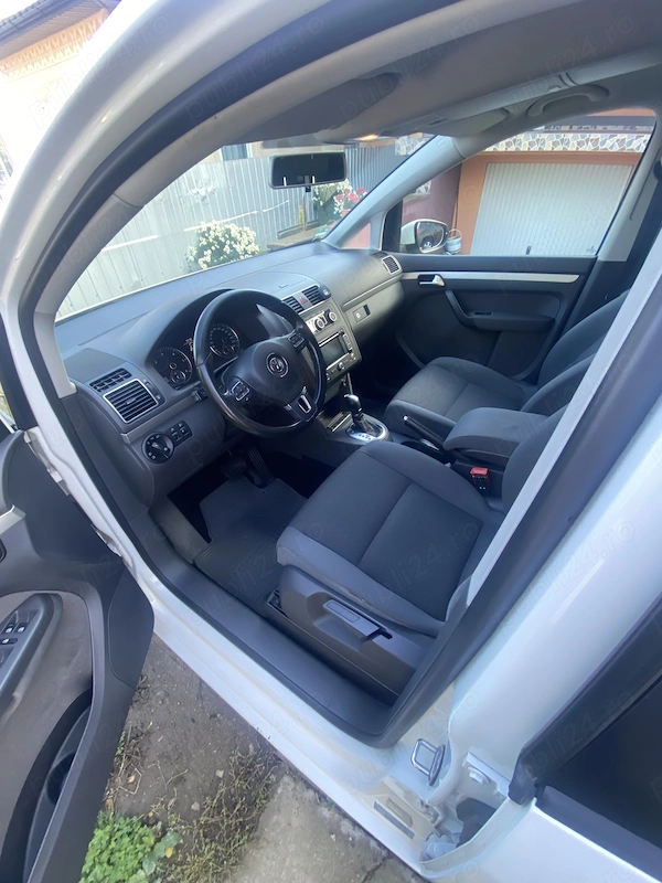 VOLKSWAGEN Touran 2013 — imagine 5