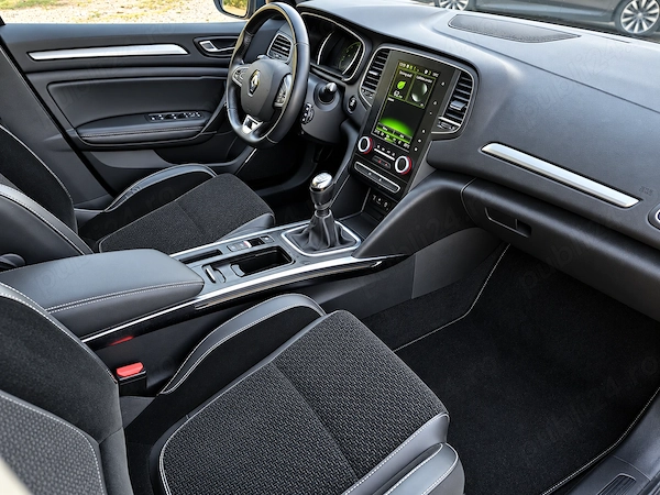 RENAULT Megane 2016 — imagine 14