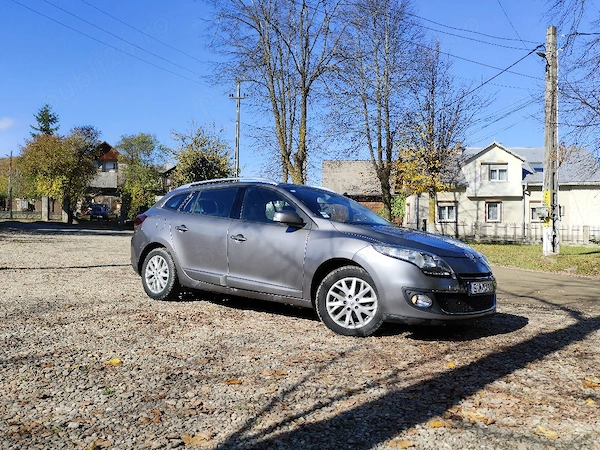 RENAULT Megane 2013 — imagine 2