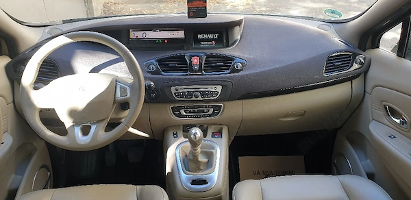 RENAULT Scenic 2012 — imagine 4