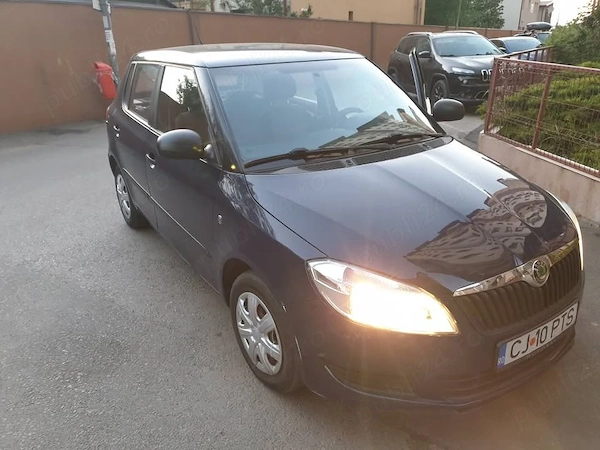SKODA Fabia 2012 — imagine 3