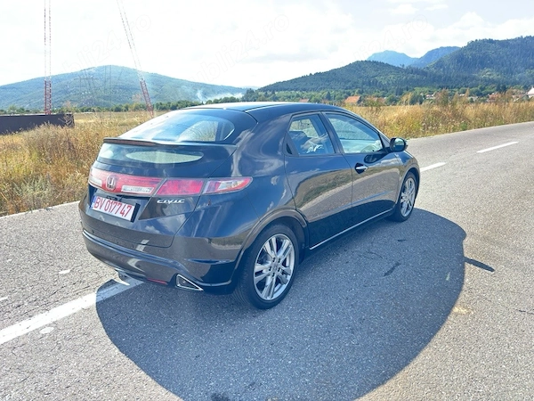 HONDA Civic 2010 — imagine 2