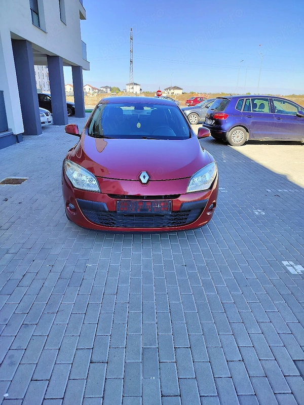 RENAULT Megane 2010 — imagine 1