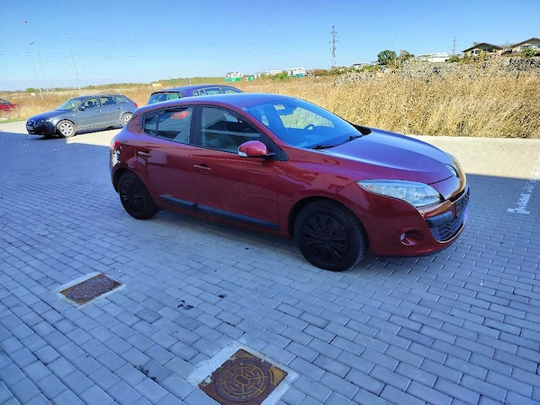 RENAULT Megane 2010 — imagine 2
