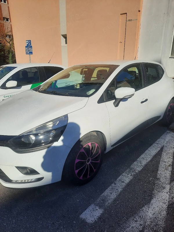 RENAULT Clio 2018 — imagine 4