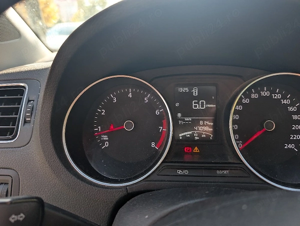 VOLKSWAGEN Polo 2016 — imagine 1