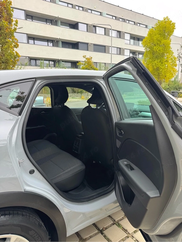 RENAULT Captur 2025 — imagine 8