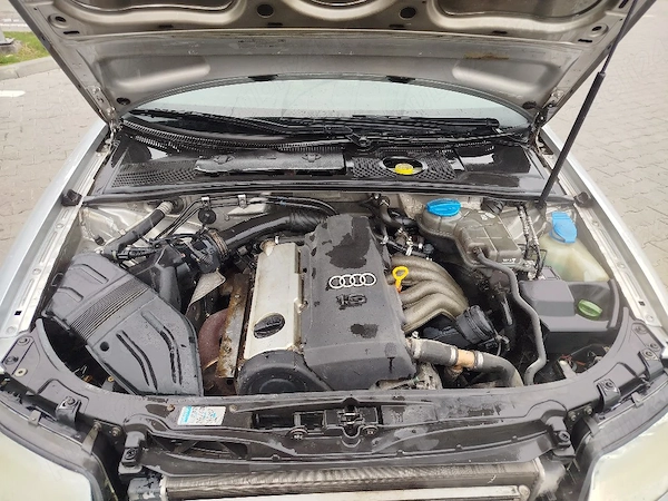 AUDI A4 2003 — imagine 8