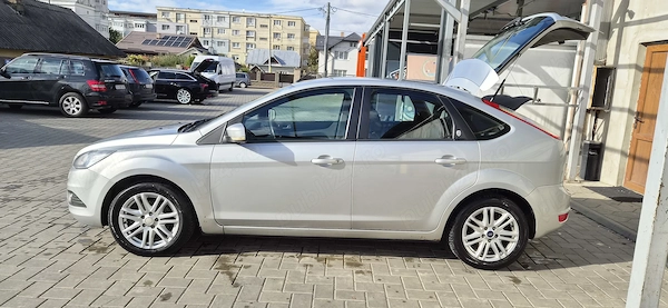 FORD Focus 2008 — imagine 6