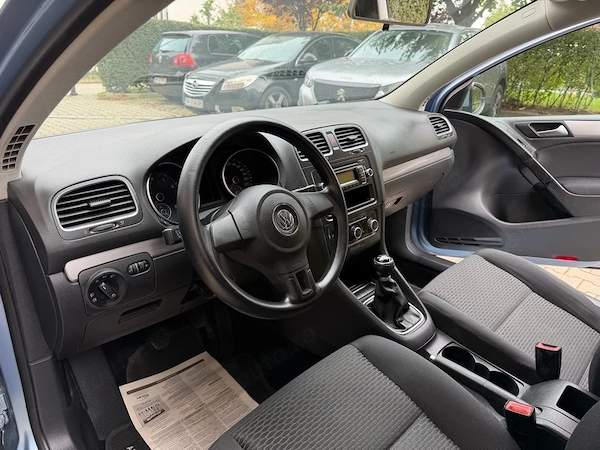 VOLKSWAGEN Golf 2011 — imagine 8