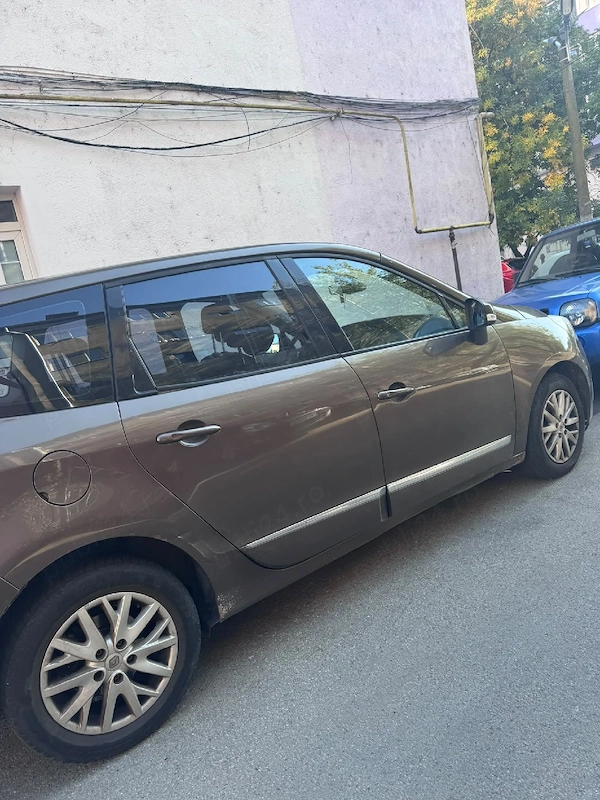 RENAULT Megane 2012 — imagine 3