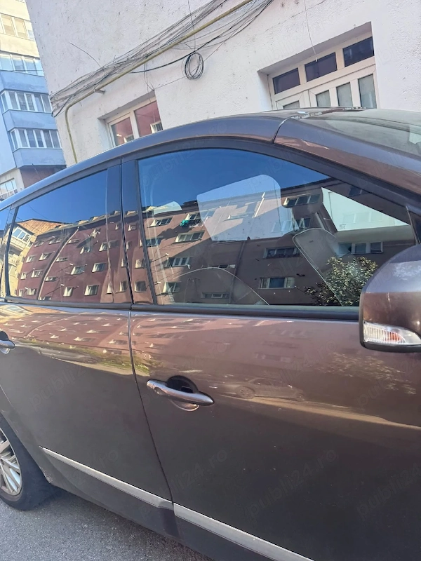 RENAULT Megane 2012 — imagine 2