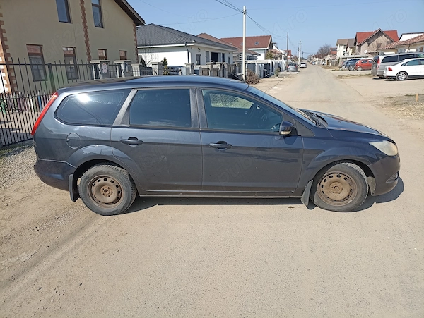 FORD Focus 2011 — imagine 1