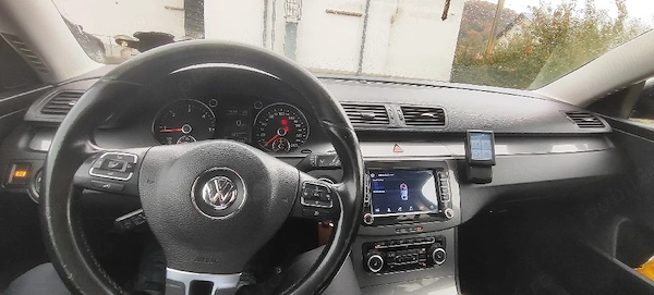 VOLKSWAGEN Passat 2010 — imagine 2