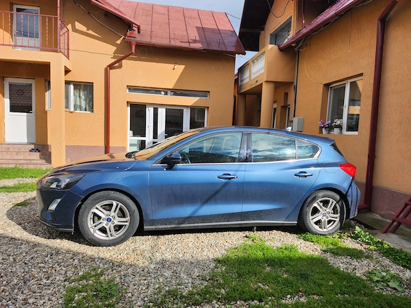 FORD Focus 2020 — imagine 4