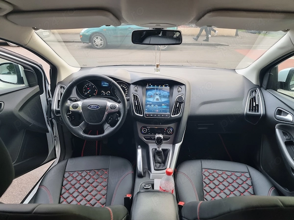 FORD Focus 2012 — imagine 4