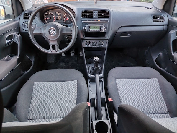 VOLKSWAGEN Polo 2012 — imagine 7