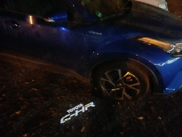 TOYOTA C-HR 2019 — imagine 3