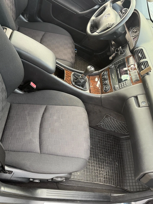 MERCEDES-BENZ C-Class 2005 — imagine 2
