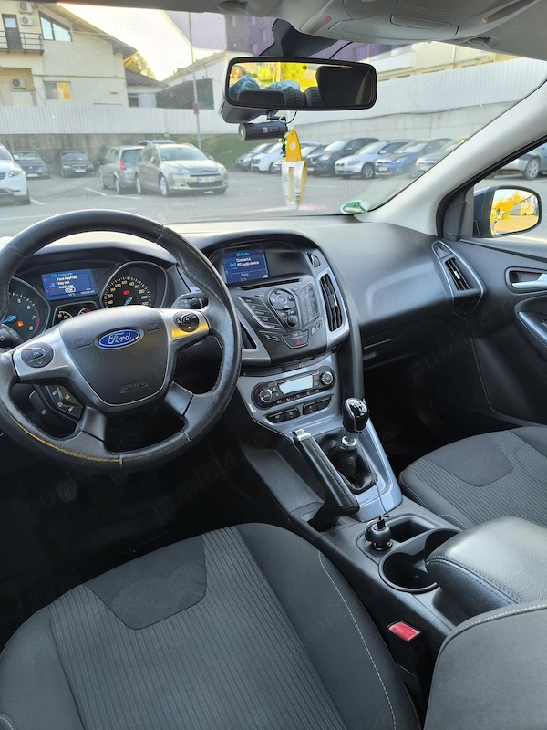 FORD Focus 2013 — imagine 3