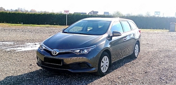 TOYOTA Auris 2019 — imagine 2