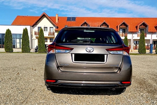 TOYOTA Auris 2019 — imagine 5