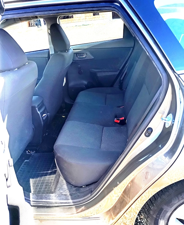 TOYOTA Auris 2019 — imagine 8