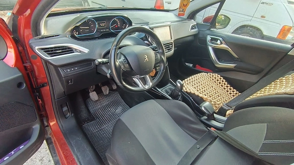 PEUGEOT 2008 2017 — imagine 4