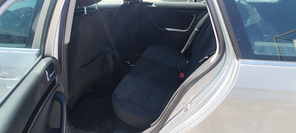 VOLKSWAGEN Golf 2011 — imagine 2