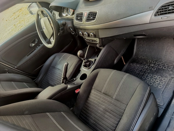 RENAULT Megane 2016 — imagine 3
