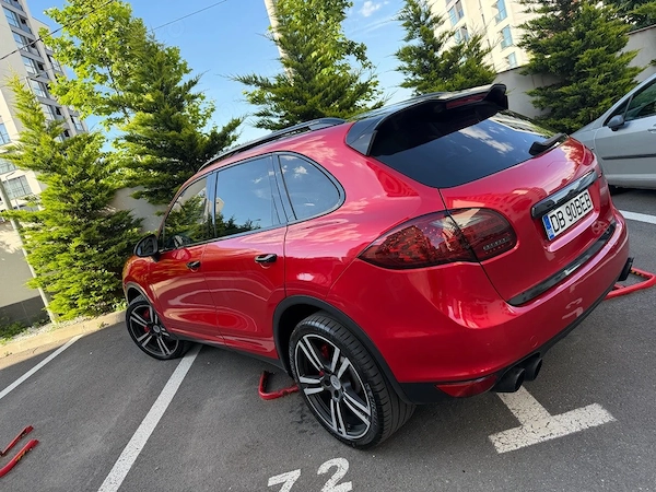 PORSCHE Cayenne 2012 — imagine 4