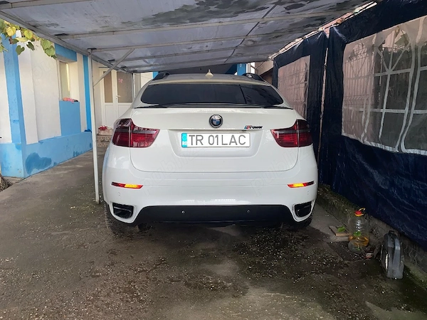 BMW  2011 — imagine 3