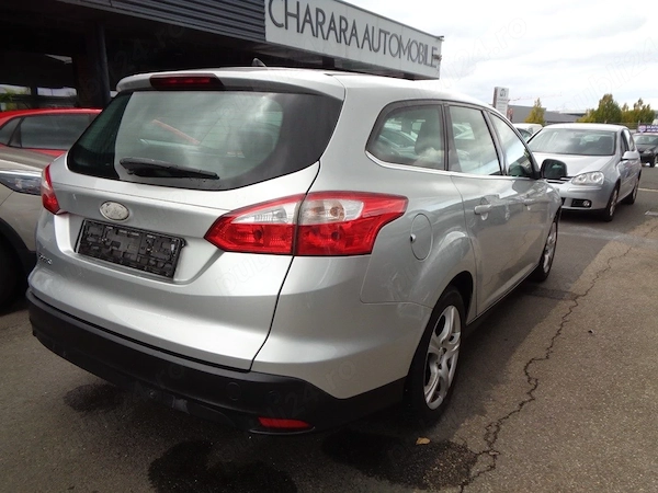 FORD Focus 2012 — imagine 8