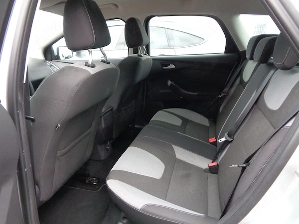 FORD Focus 2012 — imagine 7