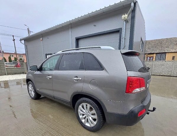 KIA Sorento 2011 — imagine 4