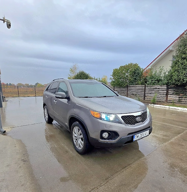 KIA Sorento 2011 — imagine 3