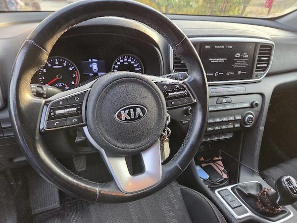 KIA Sportage 2022 — imagine 3