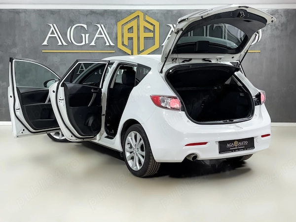MAZDA 3 2010 — imagine 5