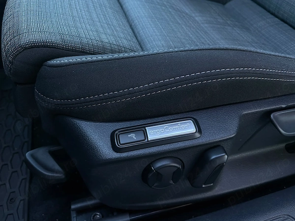 VOLKSWAGEN Passat 2020 — imagine 11